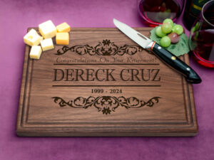 farewell gift engraved cutting board for emploee