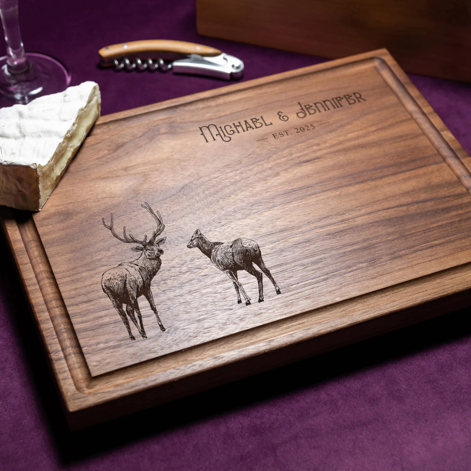 Elegant Elk Couple Design #040 - Board